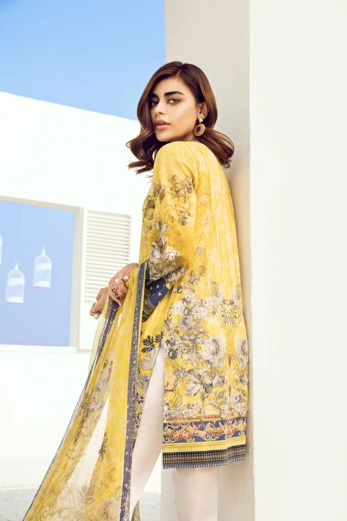 Baroque Fuchsia Lawn 2018 – Daffodil Blue