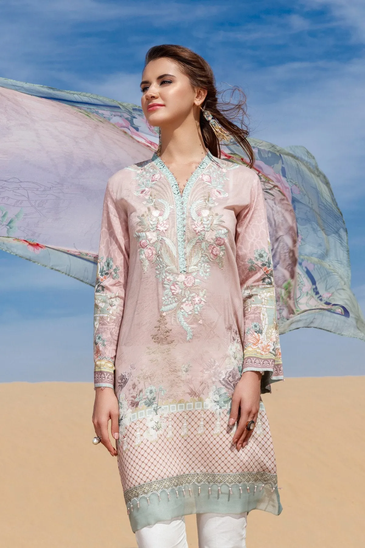 Baroque Fuchsia Lawn Collection Vol II 2018 – Felora