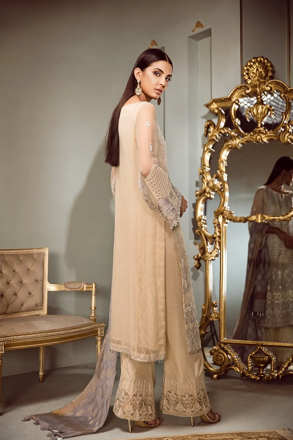 Baroque Isabella Embroidered Chiffon Collection, Design – Halo