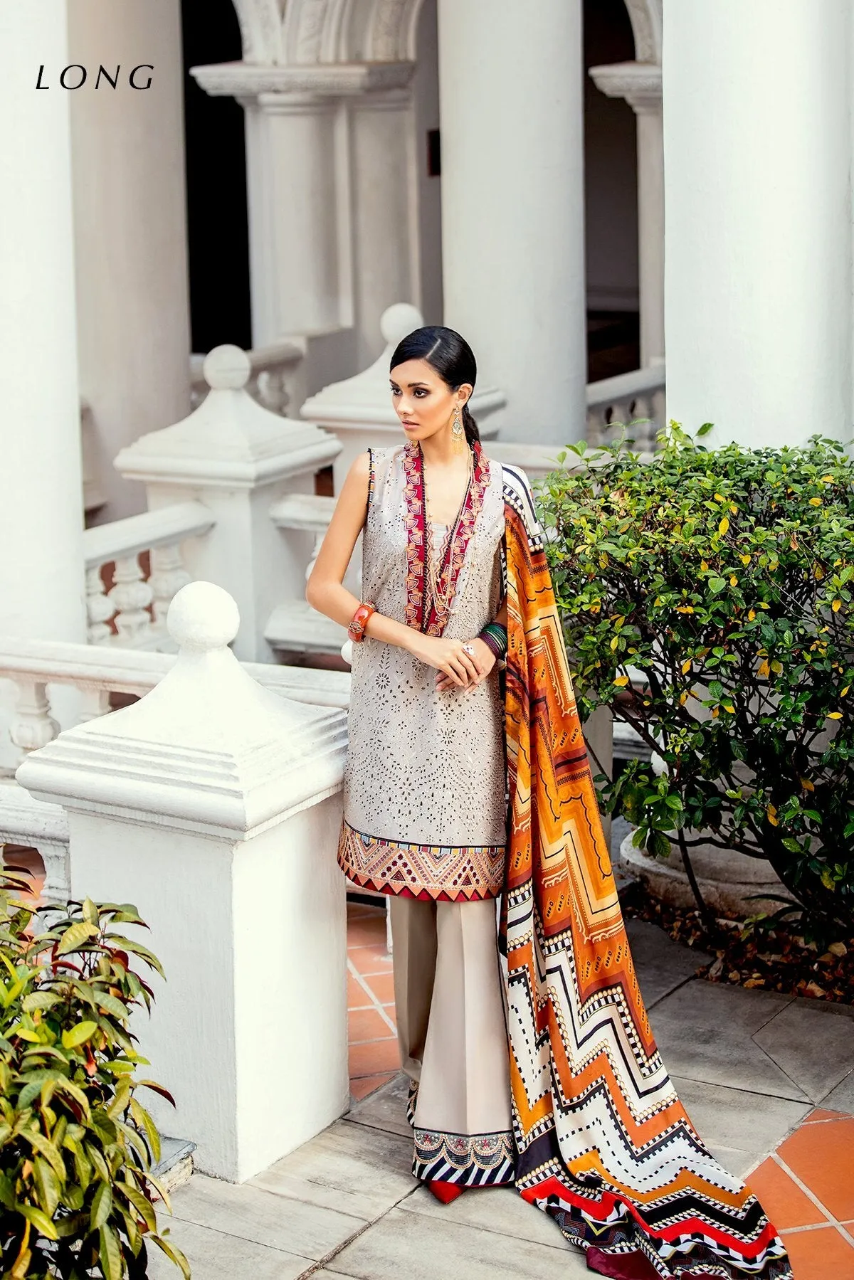 Baroque Luxury Lawn Collection 2020 – Satin Sand