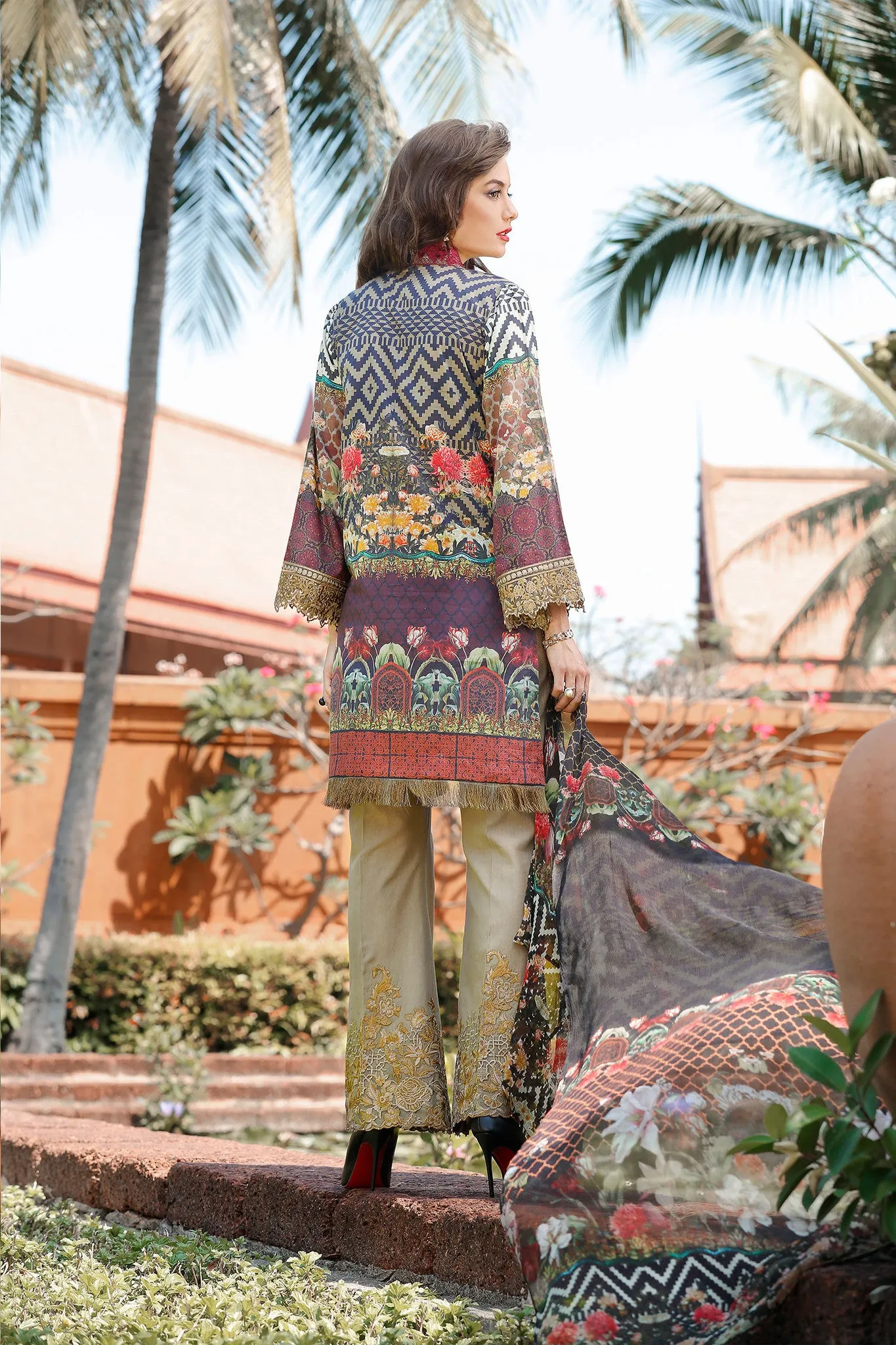 Baroque Spring/Summer Lawn 2017 – Divine Possession