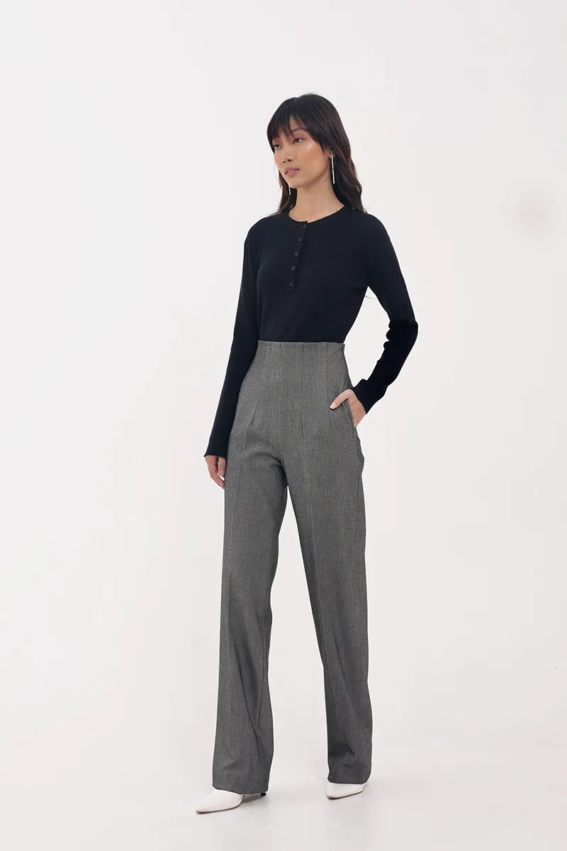 Levy Knit Top In Black (LAST PIECES)