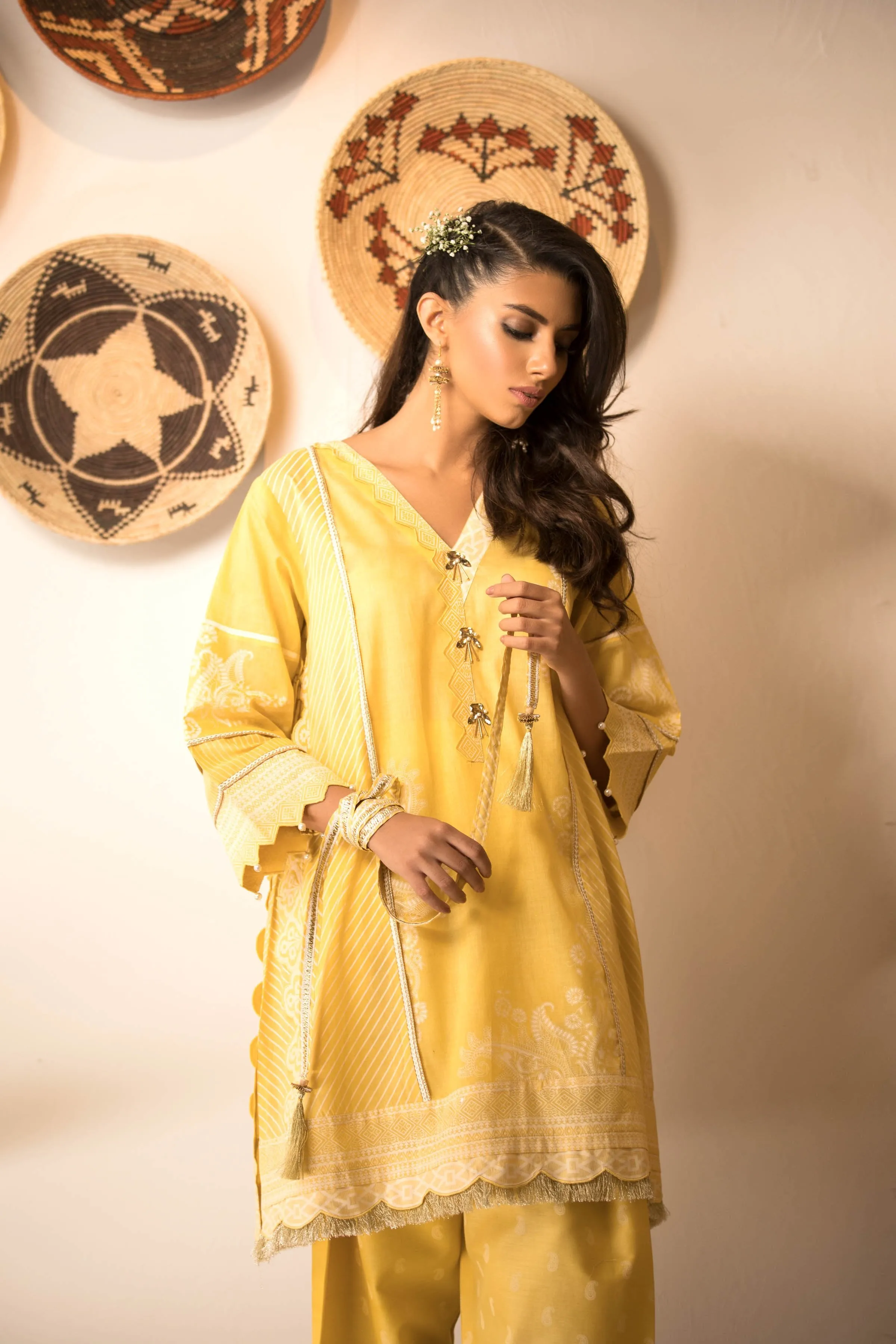 Sapphire Naqsh Dar Lawn Eid Collection Vol-V – Paisley Obsession B