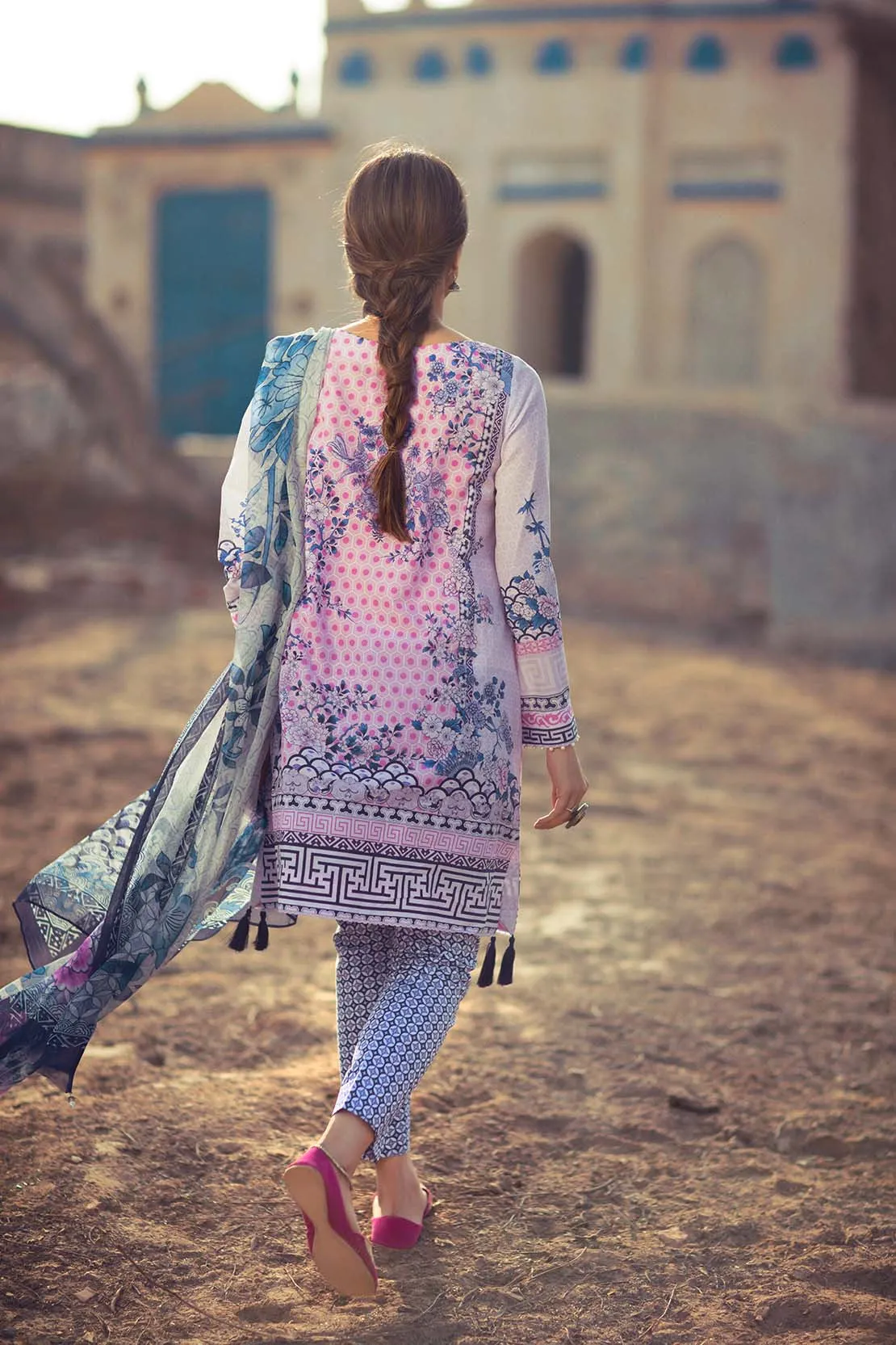 Zara Shahjahan Lawn Collection 2016 – Mah Jabeen